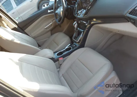 2014 Ford Escape Titanium z USA, uszkodzony, nr VIN 1FMCU0JX8EUA44627